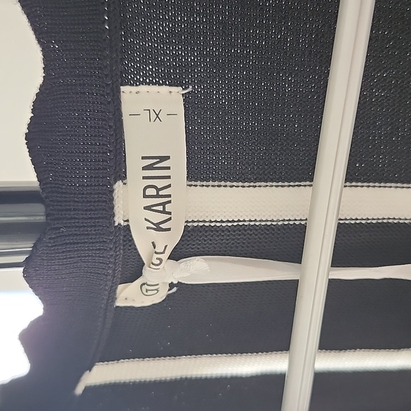 Black & White Striped Sleeveless Tie Front Top, Xl - Picture 3 of 9